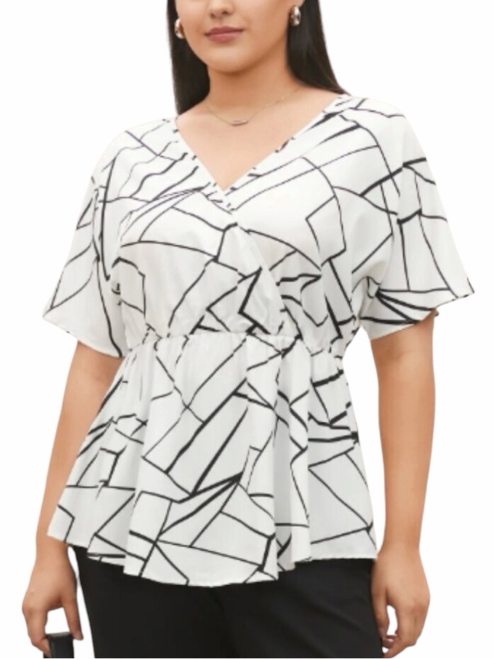 BloomChic Abstract Print Faux Wrap Blouse White Black Plus Size 14/16 NWOT